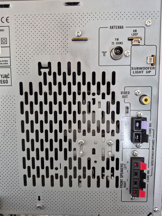 Vând sistem Sharp CD-SW200H