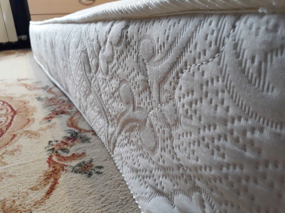 Продам Матрас ортопедический