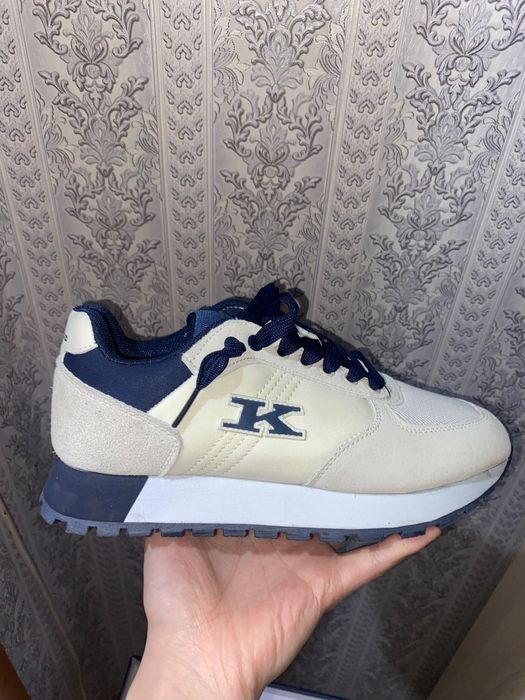 Кроссовки мужская новая