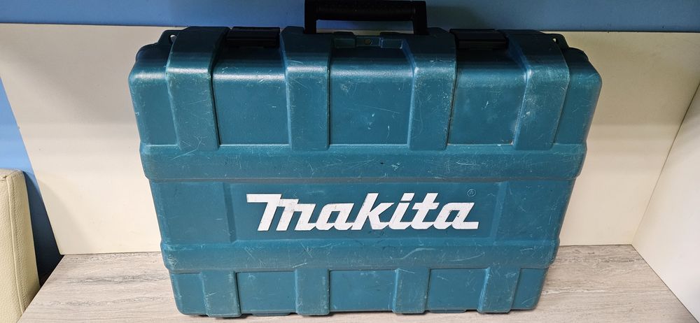 Makita Къртач HM001G 40V.XGT SDS MAX