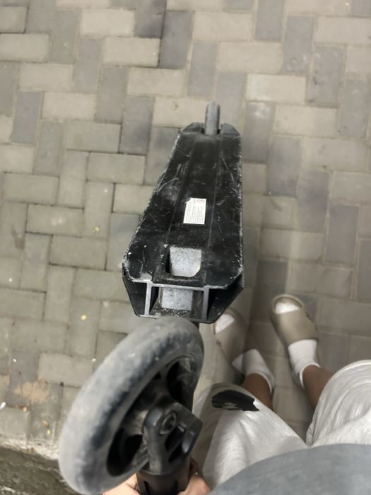 Продается трюковой самокат reacion