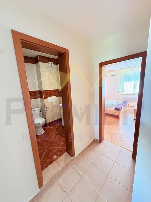 Продава се Тристаен апартамент в к.к. Слънчев бряг - 72 кв.м за 637 €/кв.м - Снимка #2