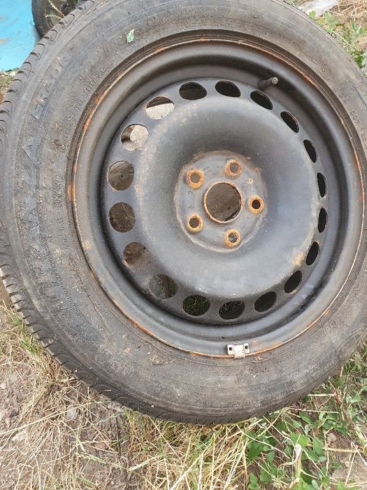 Roata completa 215 55 r16 bridgestone