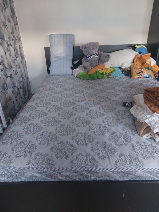 Продам спальный гарнитур