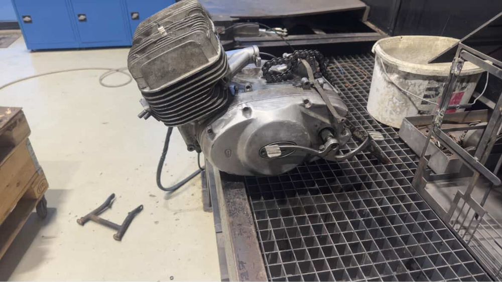 Двигател за Иж Юпитер 5 12V