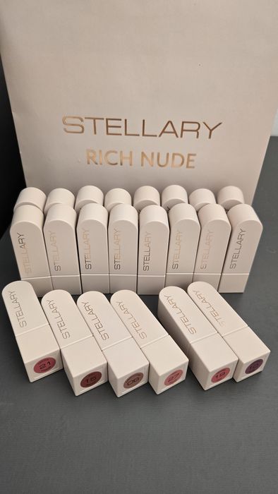 помады STELLARY. Помода