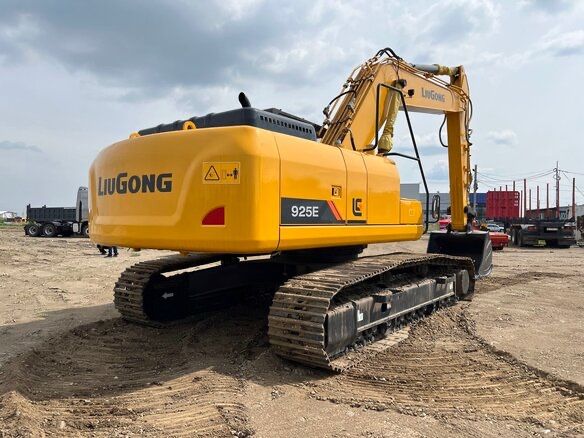 Рассрочка 0%. Предоплата 30%. Экскаватор Liugong 925E