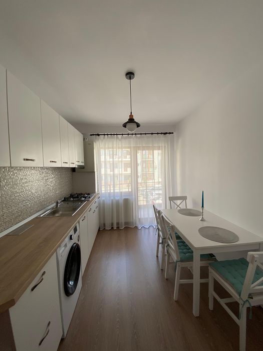 Inchiriez Garsoniera confort 1 Gheraiesti, renovata, etaj 1