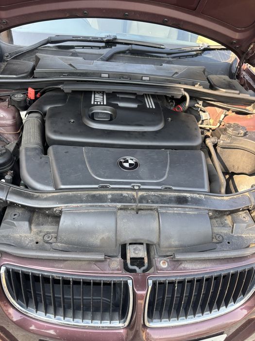 Bara spate// bara fata // aripa BMW E90 NFL