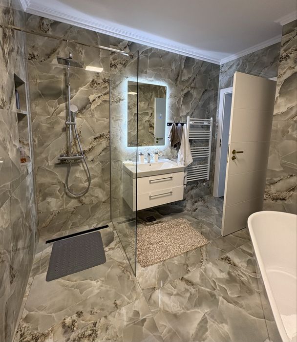 Apartament CENTRAL  NOU 2026 la cheie