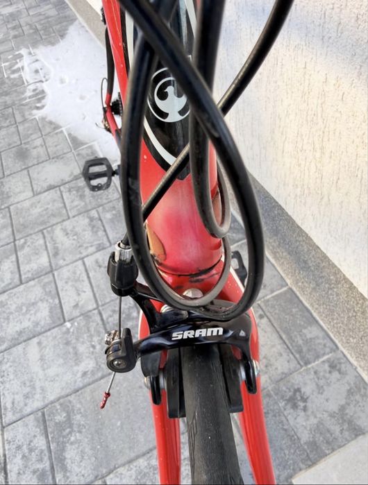 Bicicletă cursieră RIBBLE– Carbon – Echipare SRAM