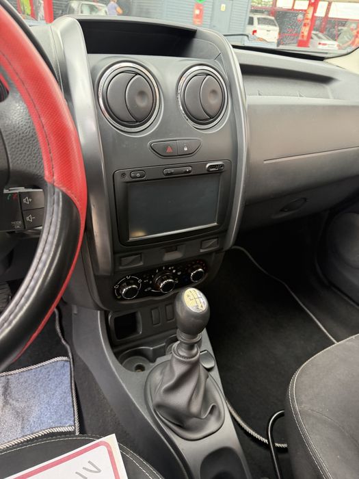 Dacia Duster 1,5 D —-5600€