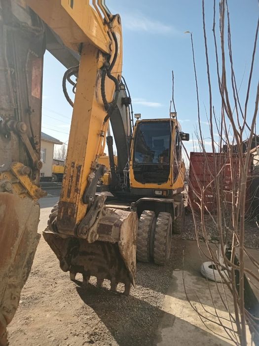 Эксковатор   2003