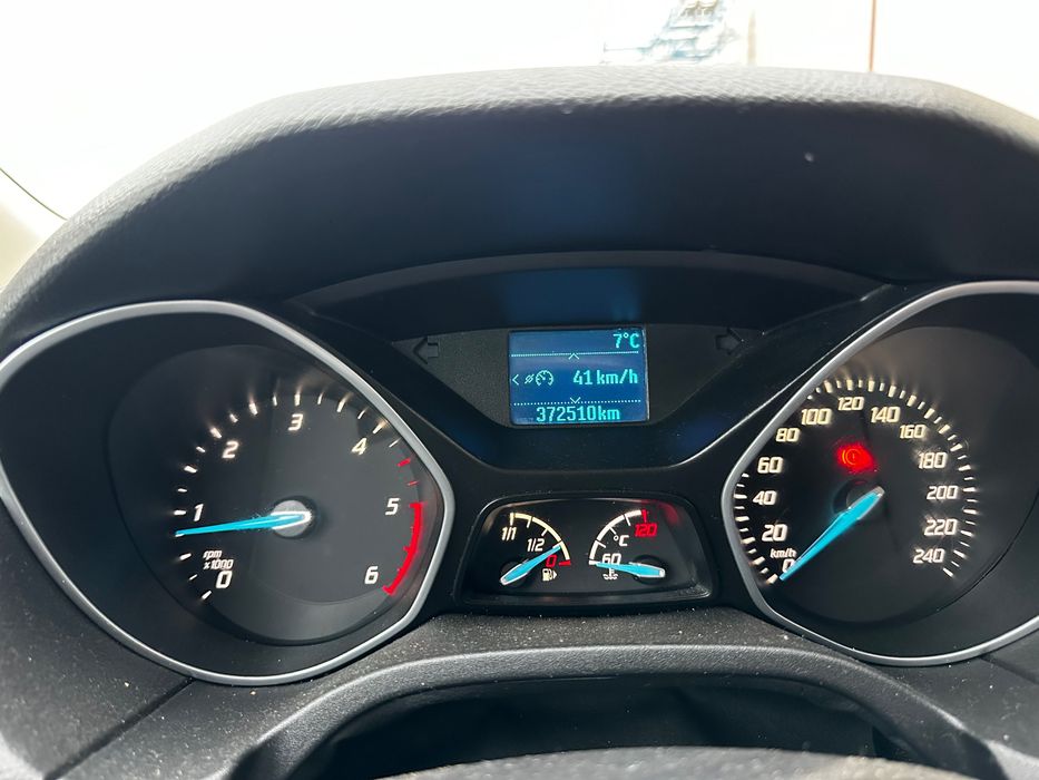 Vând Ford Focus Mk3 (2013) – 1.6 TDCi (95/ CP) – Consum redus – Stare excelentă