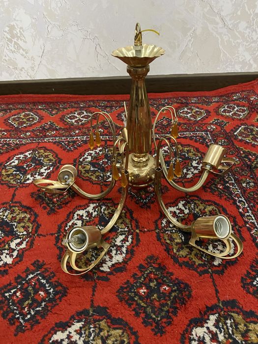 Люстралар сотилади Ургенч