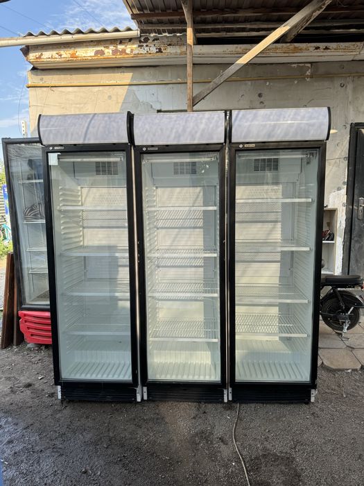 Витрины холодильники