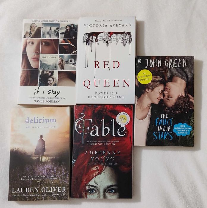 Разнообразие от книги, на български и английски