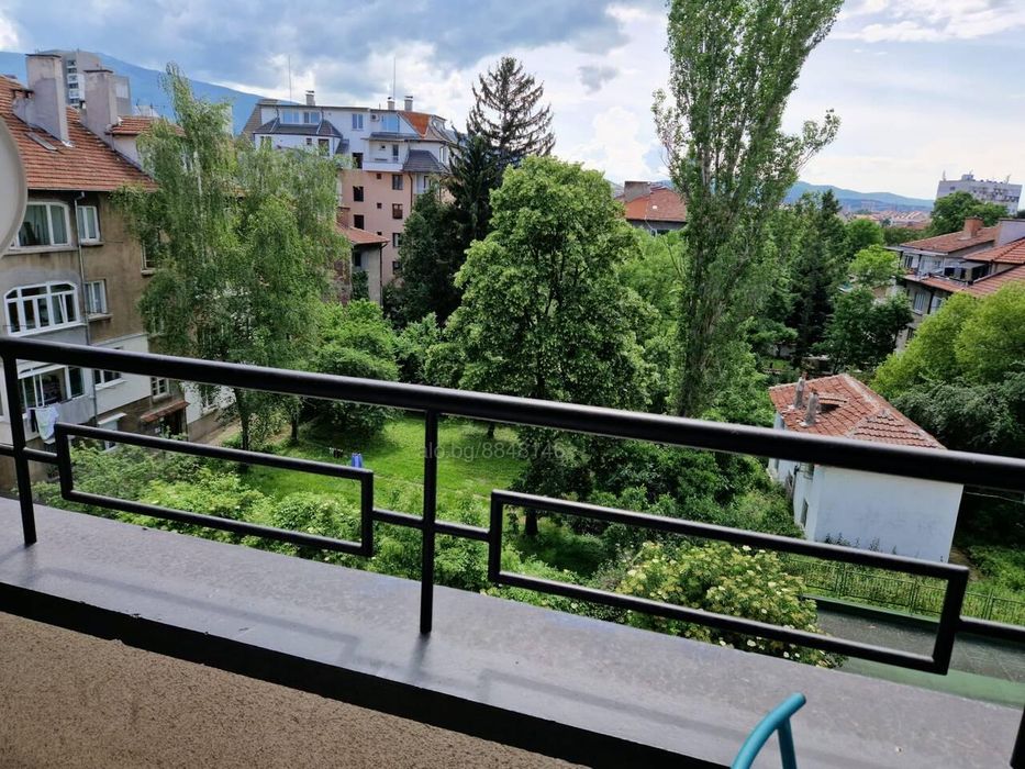 Дава се под наем Двустаен апартамент в София, Лозенец - 73 кв.м за 500 € - Снимка #8