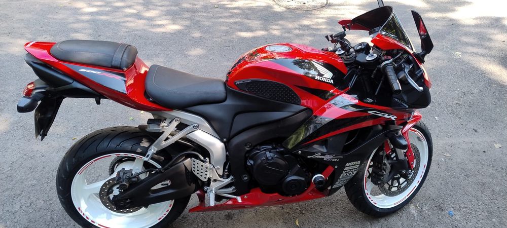 Honda cbr 600 rr
