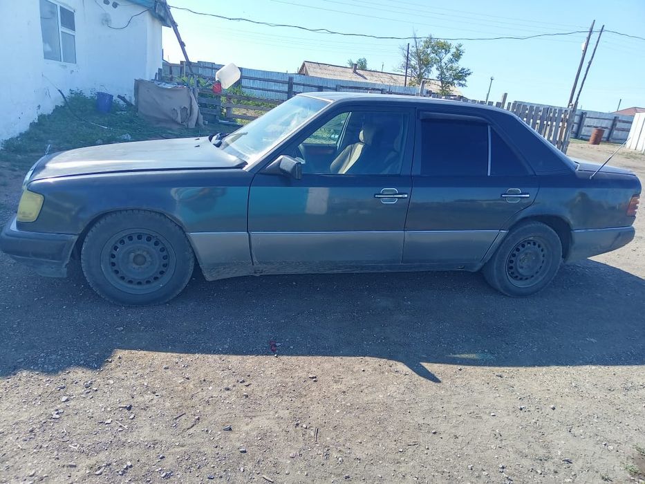 Срочно продам Мерседес 200