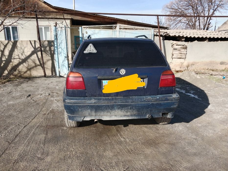 Гольф 3, 1.8 объем механ