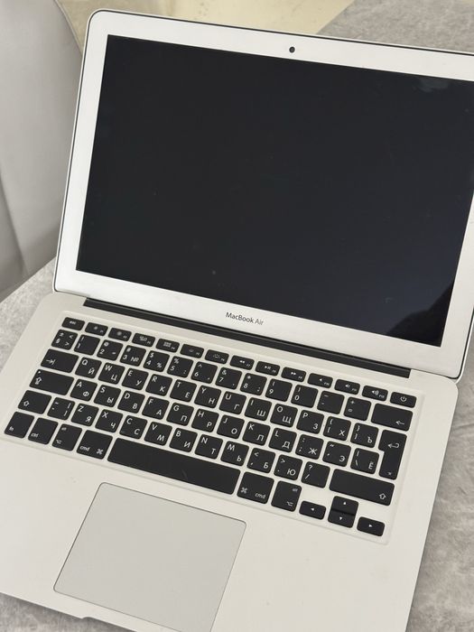 Продаю Macbook air