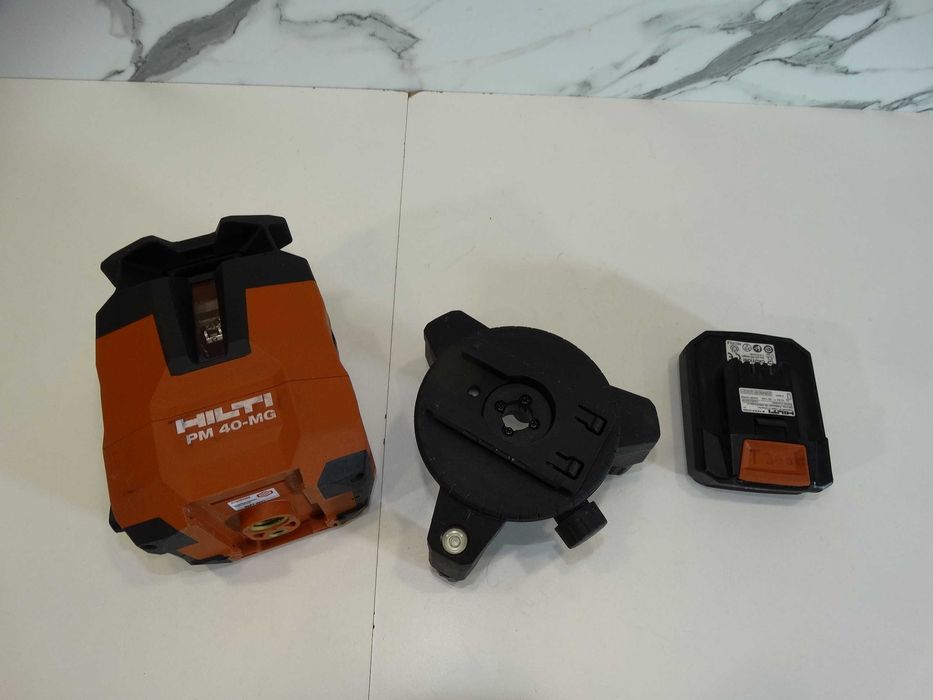 Hilti PM 40 MG - Мултилинеен лазер с зелен лъч