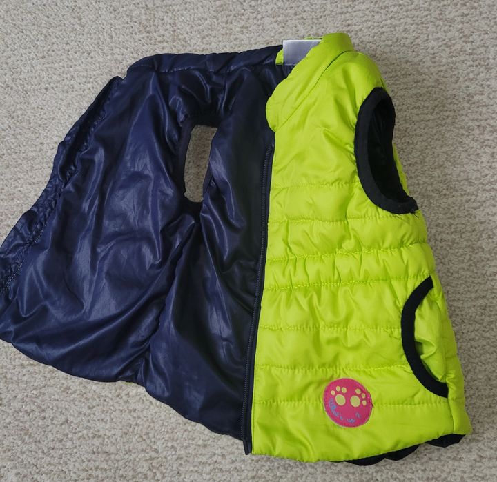 Vestă, măsura 62/68