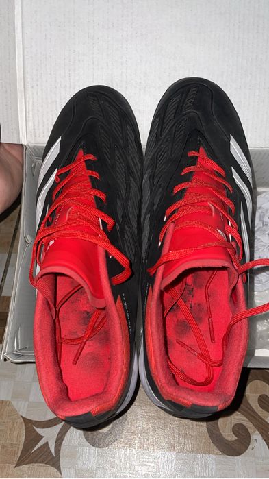 Сороконожки Adidas Predator