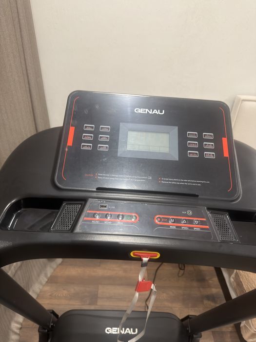 Беговая дорожка Genau