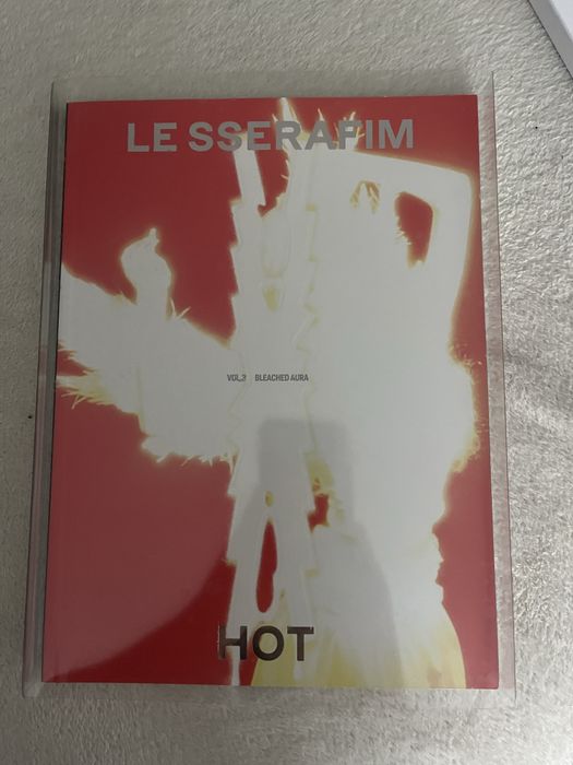 album le sserafim HOT