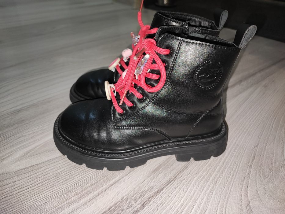 Ghete piele,Benvenuti pt. fetite, marimea 32