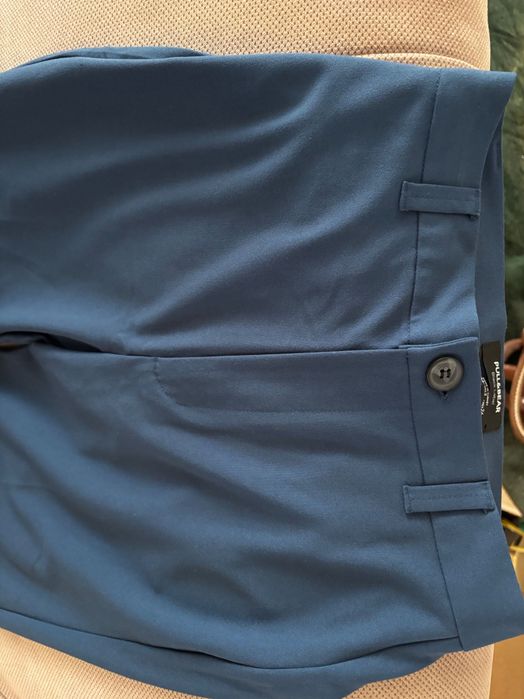 Панталон, не е носен, елегантен, подходящ за всякакви поводи