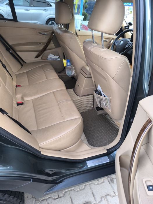 Продавам BMW x3 e83