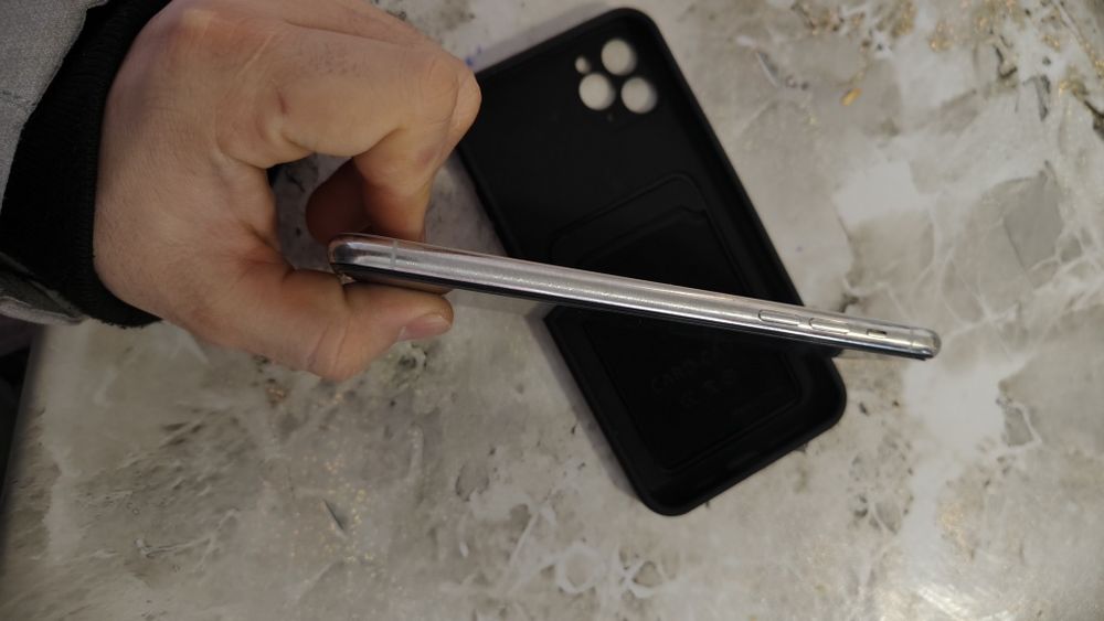 Apple iPhone 11 pro max