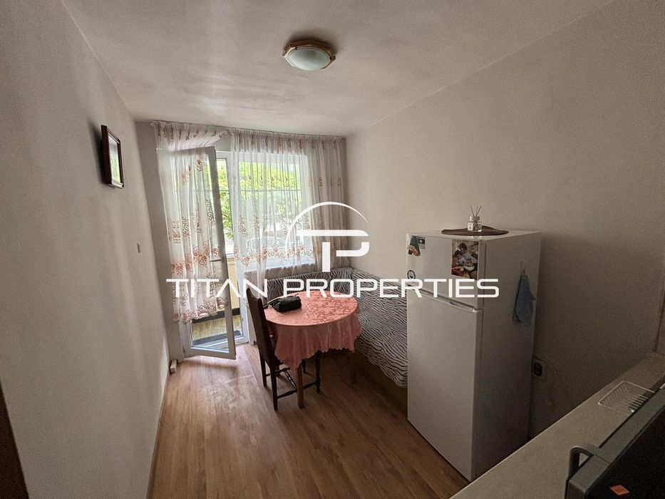 Дава се под наем Двустаен апартамент в Бургас, Възраждане - 50 кв.м за 346.8 € - Снимка #4