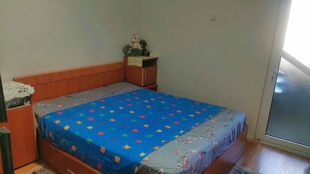 Garsonieră etaj 2 – Izolată, termopan, gaze