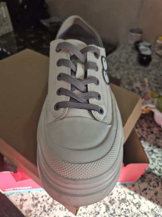 Vind adidasi dama marimea 40 din piele.i