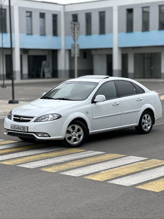 Gentra 2022Yil Avtomat Elegant Plus Full Avto kredit 100$ Bilan