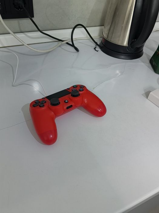 Геймпад Dualshock 4 красный, Sony PlayStation 4