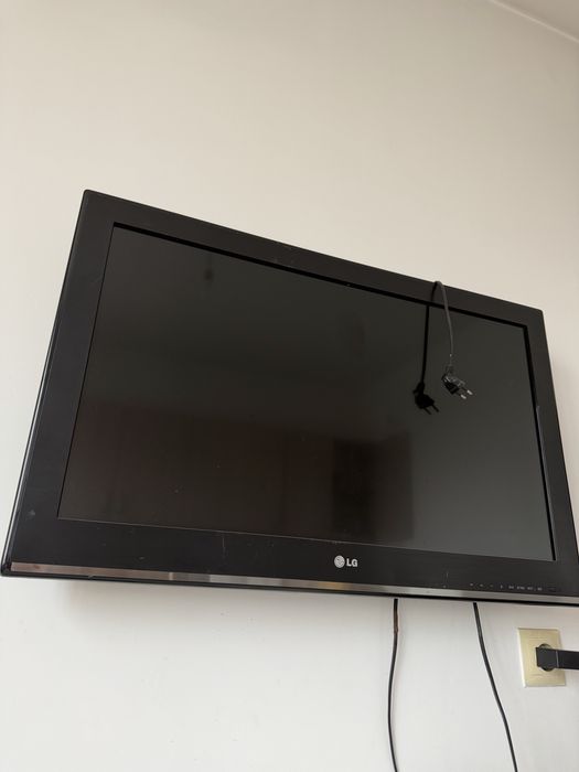 Телевизор. LG.