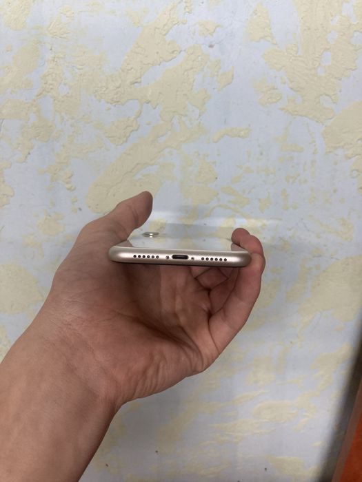 iPhone 11 белый срочно продается