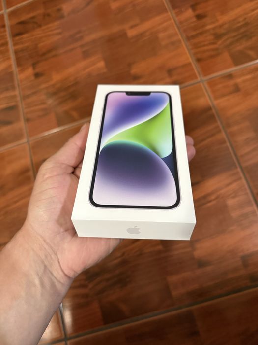 Iphone 14 aproape nou