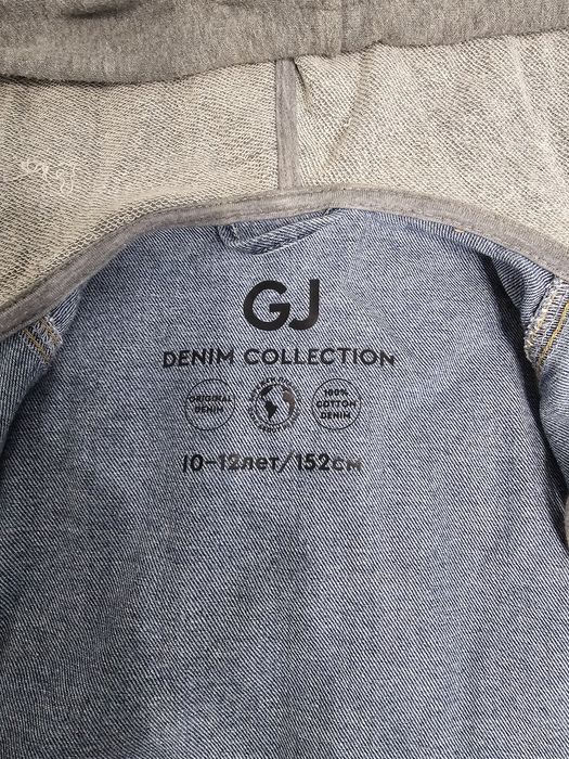 Продам одежду на мальчика 11-14 лет