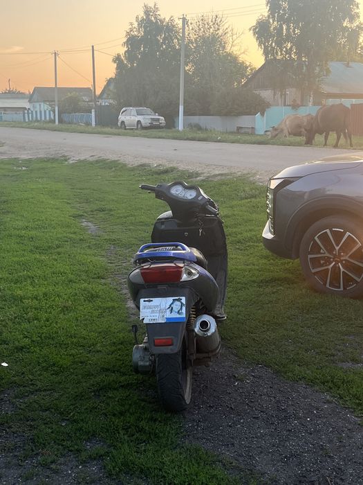 Продам скутер на полном ходу