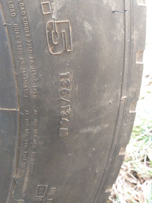 Vand cauciucuri camion