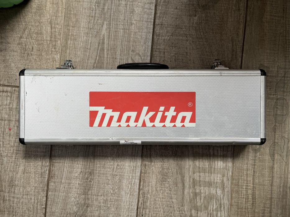 Set burghie Makita