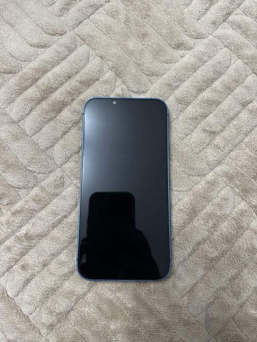 Продам Iphone 13 256g