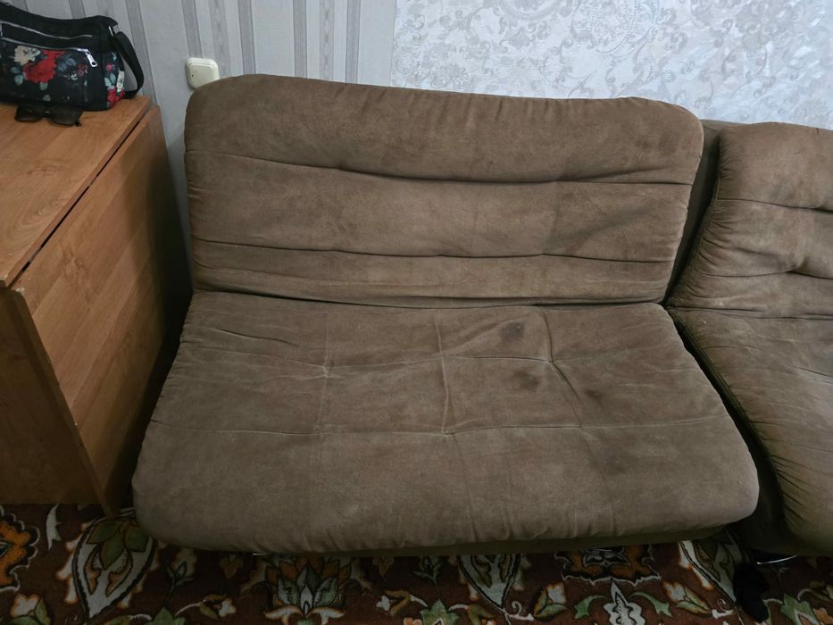 Продаю диван и кресло