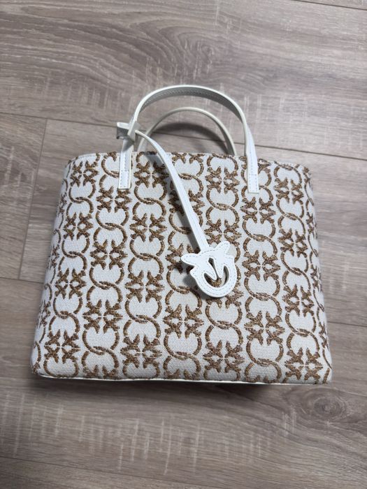 Дамска чанта Pinko